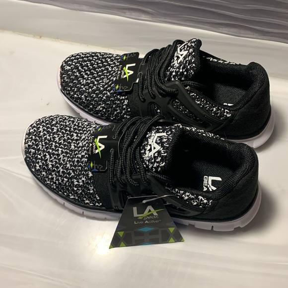 LA Gear Live active Brody Tennis Shoes NEW Size Child’s 1 Black/White VERY RARE - Picture 2 of 8